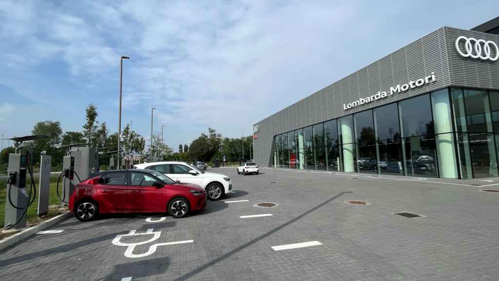 SCU EV charger at Europe‘s largest Audi showroom