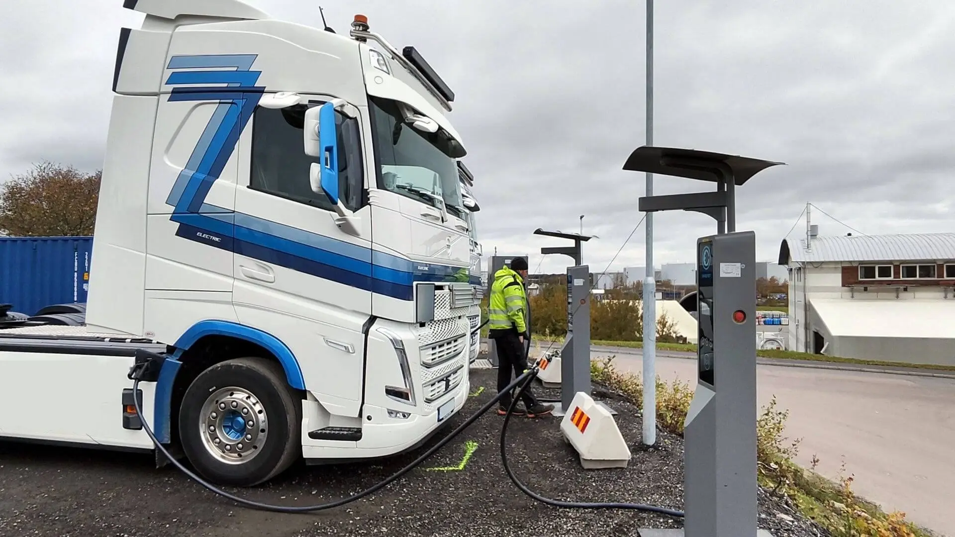 HPC charging solution for E-Truck