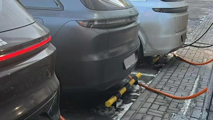 Multiple EVs are charging at the same time