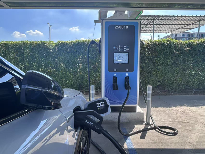 EVMS PRO in EV Station PluZ